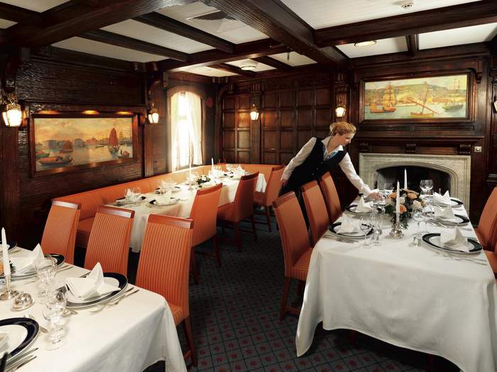 SCC Sea Cloud Dining.jpg
